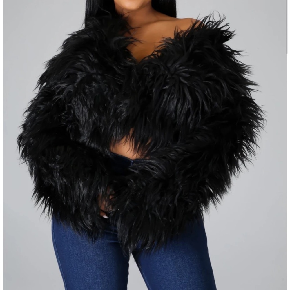 Faux Fur jacket long sleeve